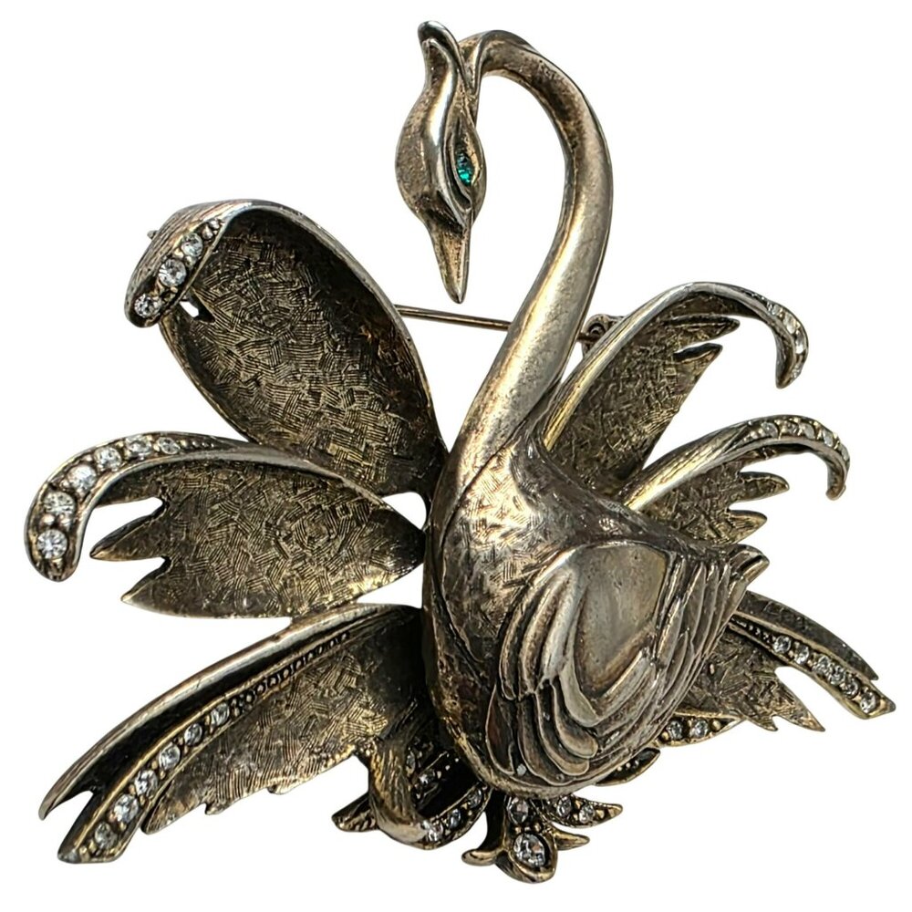 Vintage Swan Brooch Rhinestones Figural Bird Pin Mid Century Statement Gold-Tone - Picture 6 of 15